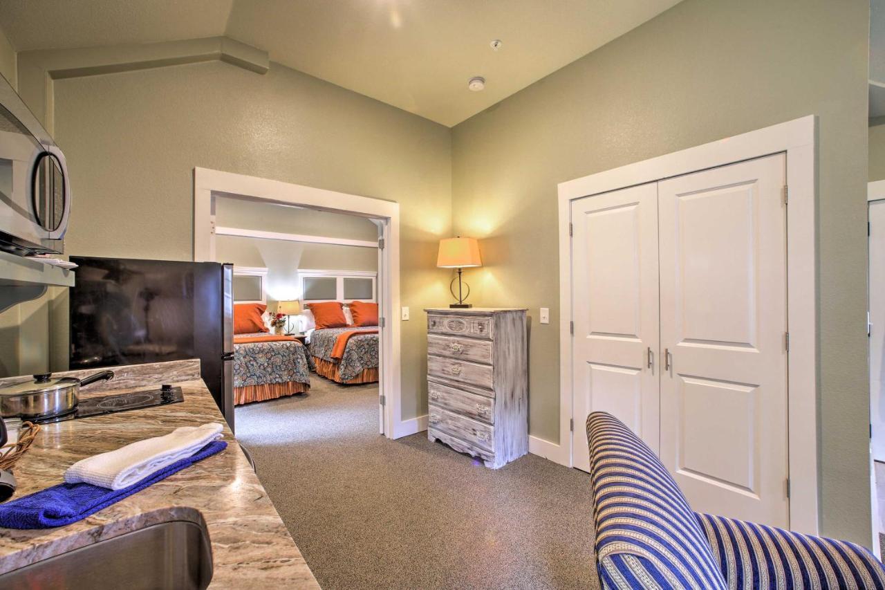 Branson Cottage With Pool Access About 2 Mi To The Strip Exterior foto